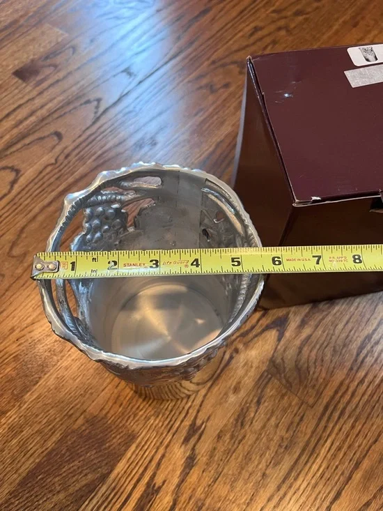 Arthur Court Grapes Pattern Utensil Holder 2002 - Picture 8 of 8